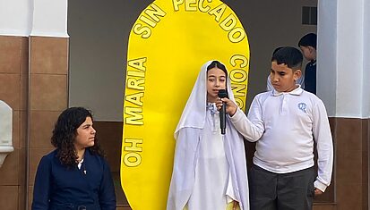 Colegio La Milagrosa Alberic - Virgen de la Medalla Milagrosa